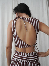 Top Selena Rayas Cafe